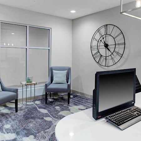 Homewood Suites By Hilton Lansing Eastwood Εξωτερικό φωτογραφία