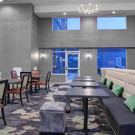 Homewood Suites By Hilton Lansing Eastwood Εξωτερικό φωτογραφία