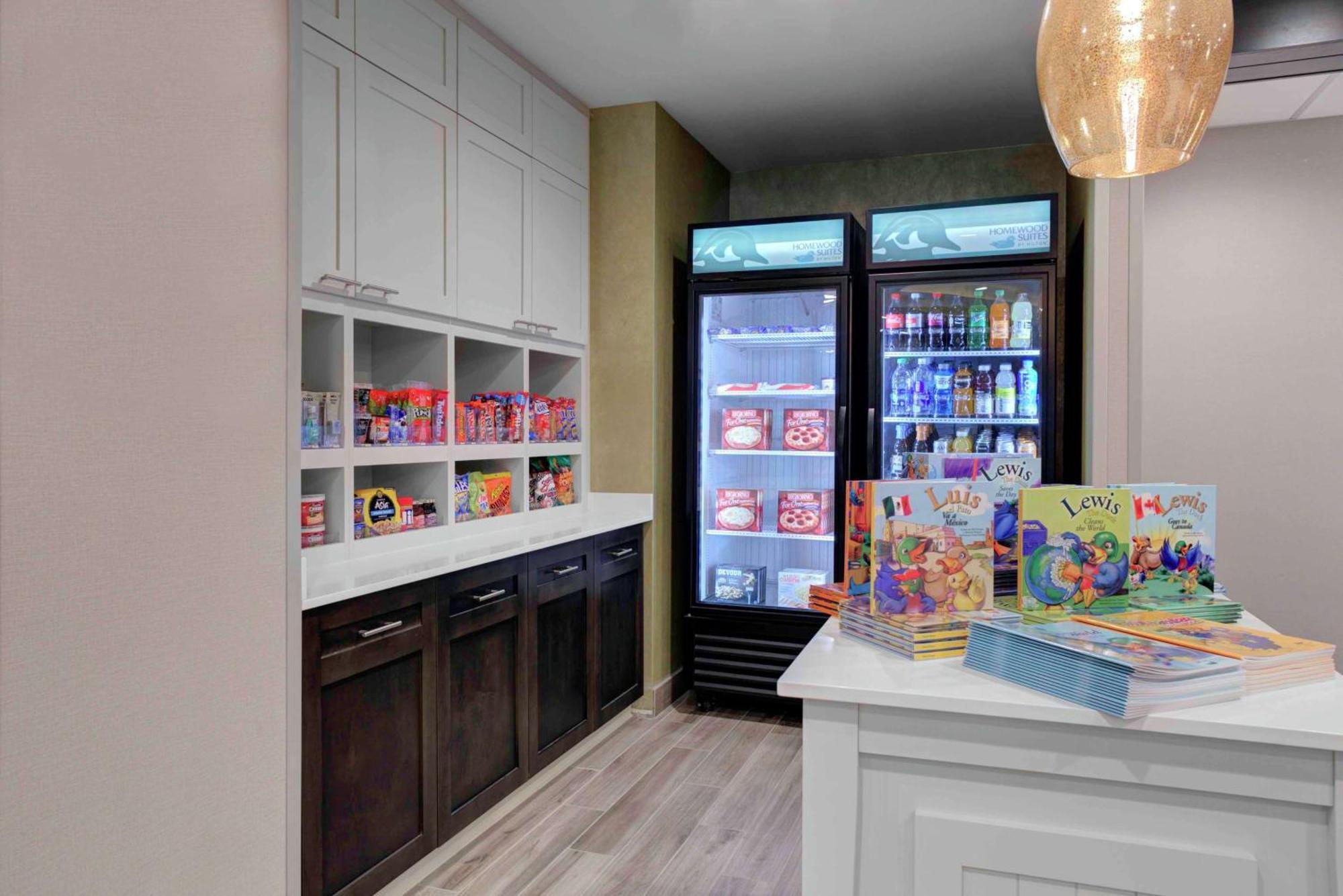 Homewood Suites By Hilton Lansing Eastwood Εξωτερικό φωτογραφία